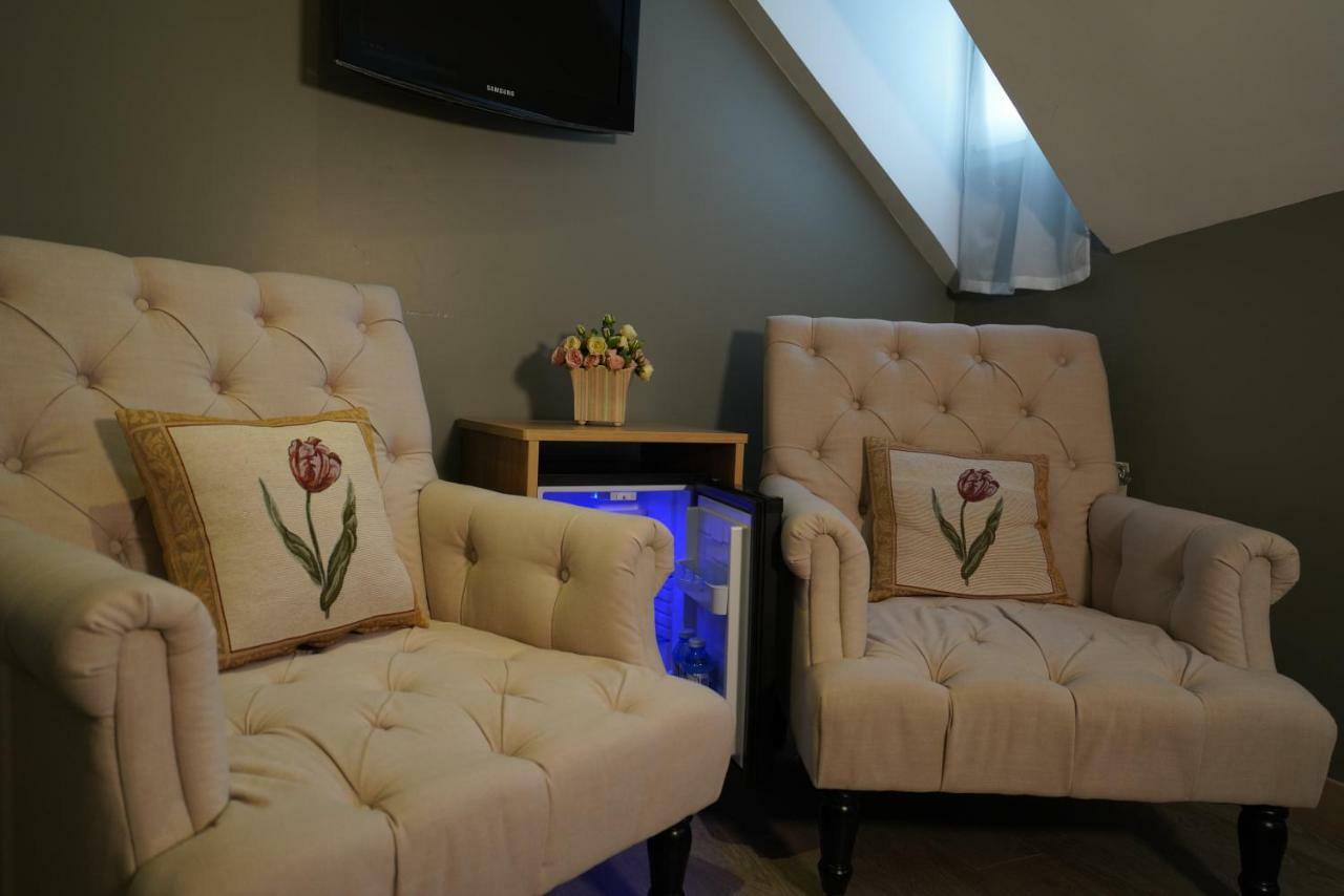 Hotel Arco Navia Bagian luar foto